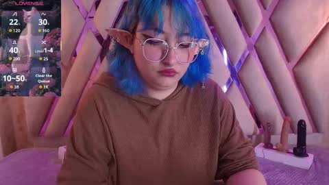   online show from September 2025 08:00:02 PM