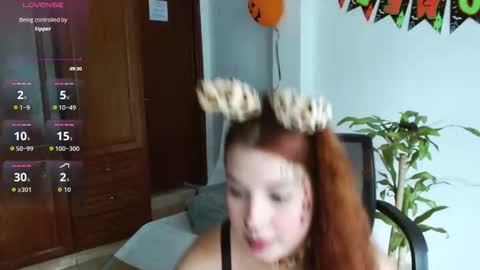 lili online show from October 2025 03:24:02 PM