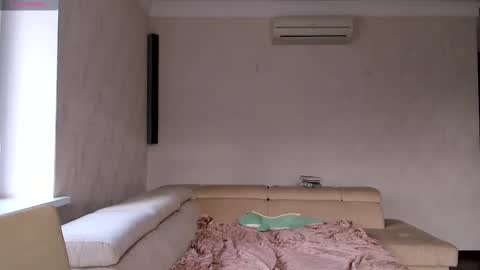 lilith online show from February 2025 12:25:02 PM