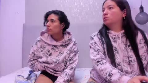 Lilith y Luna online show from June 2026 02:08:01 PM