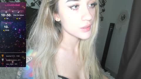 Lilith Parker online show from December 2024 09:07:02 AM