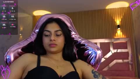 Snapshot of lilith_petit_sub chatting on September 2025 09:53:02 AM Lilith online show from September 2025 09:53:02 AM