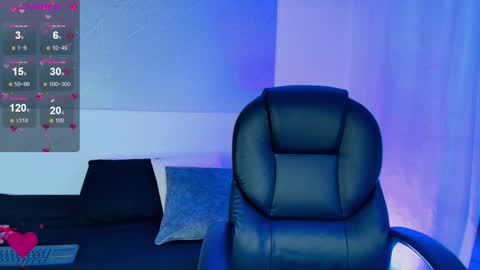 Lilith  online show from November 2025 01:43:01 PM