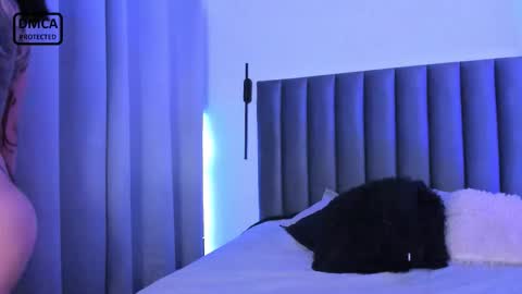  Lilith Rosee  online show from November 2025 07:03:01 PM