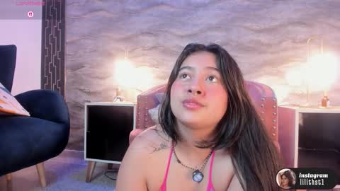 lilithcb_ online show from November 2025 09:47:01 PM