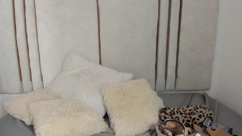 Snapshot of lilithdry chatting on April 2026 11:57:02 PM Lilith online show from April 2026 11:57:02 PM