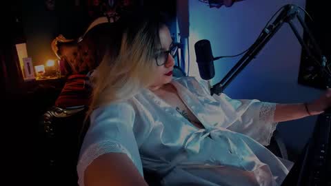 lilithmystic01 online show from January 2025 03:26:02 AM