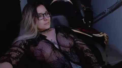 lilithmystic01 online show from March 2025 02:32:01 PM