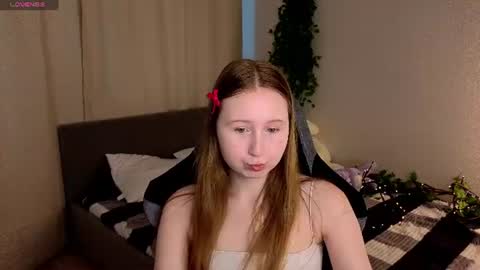 Snapshot of lilitiny chatting on July 2026 01:29:02 AM Lili Tiny GMT2 3-10AM MonTueWedThuSat online show from July 2026 01:29:02 AM