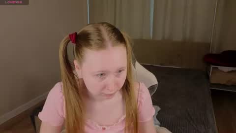 Snapshot of lilitiny chatting on July 2026 01:30:02 AM Lili Tiny GMT2 3-10AM MonTueWedThuSat online show from July 2026 01:30:02 AM