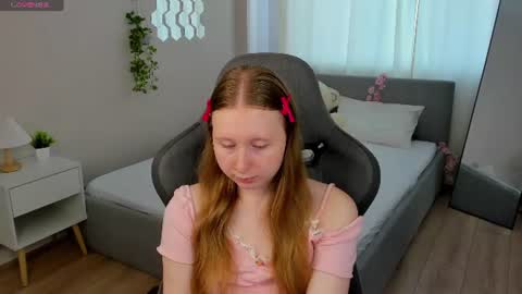 Snapshot of lilitiny chatting on July 2026 03:21:01 AM Lili Tiny GMT2 3-10AM MonTueWedThuSat online show from July 2026 03:21:01 AM