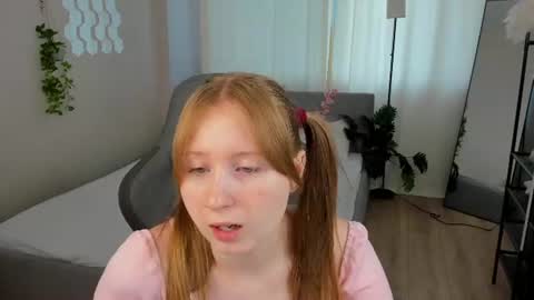 Snapshot of lilitiny chatting on July 2026 08:21:01 AM Lili Tiny GMT2 3-10AM MonTueWedThuSat online show from July 2026 08:21:01 AM