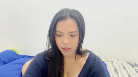 Snapshot of liliyanas chatting on May 2026 06:20:01 AM LiliyanaS online show from May 2026 06:20:01 AM