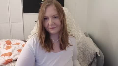 Snapshot of lilleambi chatting on December 2025 08:40:02 AM Anni online show from December 2025 08:40:02 AM
