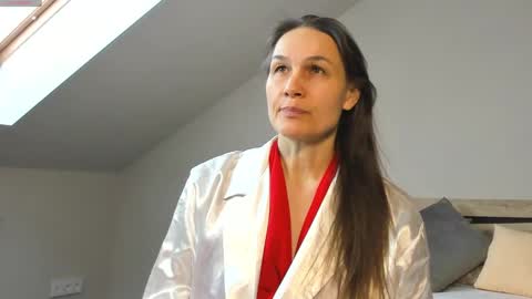 lillian_white1 online show from February 2025 08:00:02 AM