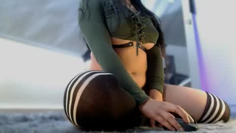 Snapshot of lillith_777 chatting on July 2026 03:28:01 PM lillith_777 online show from July 2026 03:28:01 PM