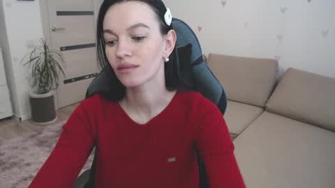 Snapshot of lilliyves chatting on April 2026 11:26:02 AM lilliyves online show from April 2026 11:26:02 AM