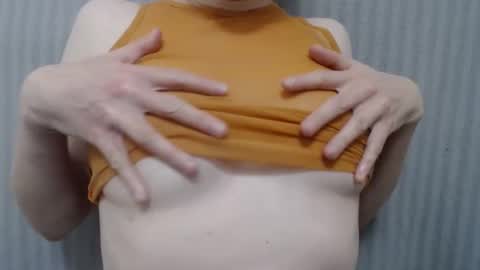 Snapshot of lillkit chatting on December 2024 11:19:02 PM Lilu online show from December 2024 11:19:02 PM