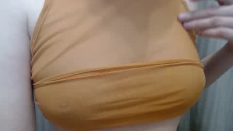 Snapshot of lillkit chatting on January 2025 09:45:01 PM Lilu online show from January 2025 09:45:01 PM