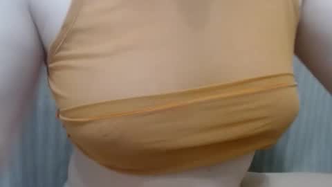 Snapshot of lillkit chatting on February 2025 11:36:02 PM Lilu online show from February 2025 11:36:02 PM