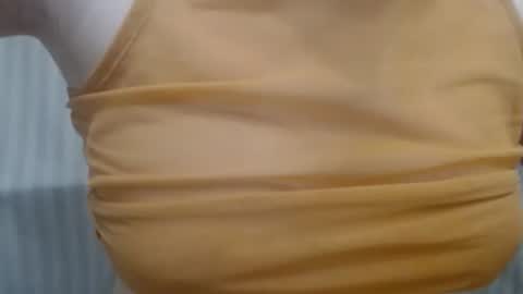 Snapshot of lillkit chatting on February 2025 12:47:02 AM Lilu online show from February 2025 12:47:02 AM