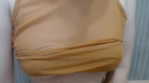 Snapshot of lillkit chatting on March 2025 11:16:02 PM Lilu online show from March 2025 11:16:02 PM