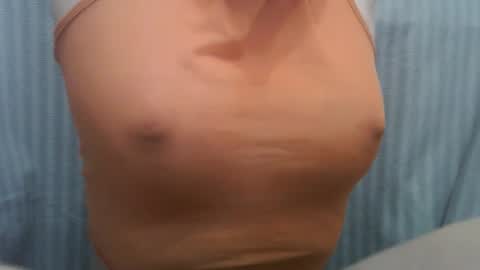 Snapshot of lillkit chatting on October 2025 08:50:01 PM Lilu online show from October 2025 08:50:01 PM