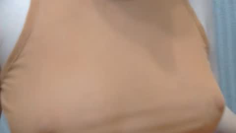 Snapshot of lillkit chatting on October 2025 08:33:02 PM Lilu online show from October 2025 08:33:02 PM