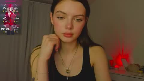 Snapshot of lillly_meow_ chatting on April 2026 06:57:01 PM Lilia online show from April 2026 06:57:01 PM