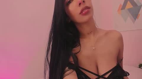 Sweety Lilly Love  online show from February 2026 03:15:02 PM