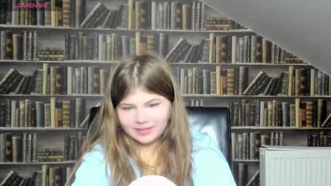 Lilly online show from November 2025 07:37:01 PM