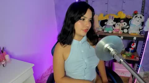 Lilly  online show from November 2025 03:45:02 AM