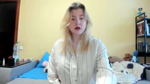 Lilly Depp online show from February 2026 12:03:01 PM