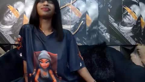 lilmissbaddiexxx online show from March 2026 04:33:01 PM