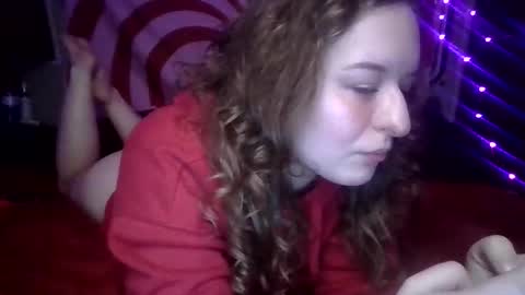 Snapshot of lilpies chatting on January 2025 03:44:01 AM LilPies  online show from January 2025 03:44:01 AM