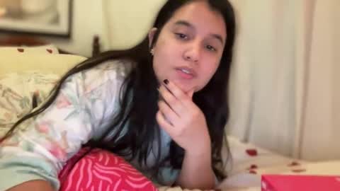 Snapshot of lilprincessxoxo_ chatting on May 2026 03:35:01 AM lilprincessxoxo_ online show from May 2026 03:35:01 AM