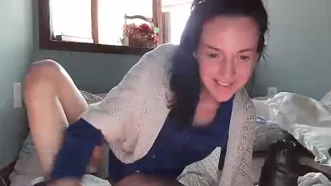 Lilrosiedoll online show from March 2025 05:24:02 PM