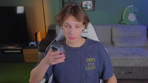 lilteddyboy online show from October 2025 02:40:01 PM