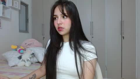Snapshot of lily_crushx chatting on January 2025 07:52:02 AM Lirio online show from January 2025 07:52:02 AM