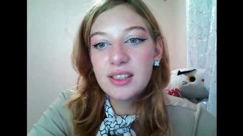 lily_ember online show from September 2025 03:57:01 PM