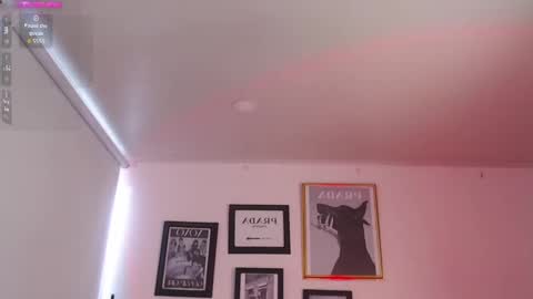 Snapshot of lily_evans_ chatting on February 2025 09:27:02 PM just lily online show from February 2025 09:27:02 PM