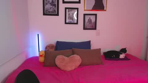 Snapshot of lily_evans_ chatting on March 2025 11:26:01 PM just lily online show from March 2025 11:26:01 PM