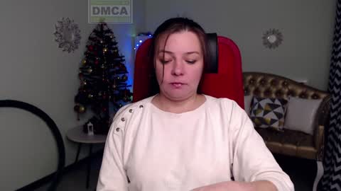 Snapshot of lily_flower7_ chatting on December 2024 03:53:01 AM Lily online show from December 2024 03:53:01 AM