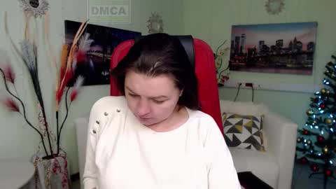 Lily online show from December 2025 06:07:02 AM