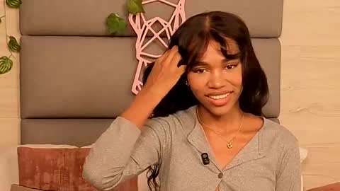 Lily Miiller online show from October 2025 08:51:02 PM