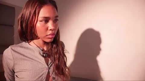 Snapshot of lily_miiller chatting on June 2026 08:12:02 PM Lily Miiller online show from June 2026 08:12:02 PM