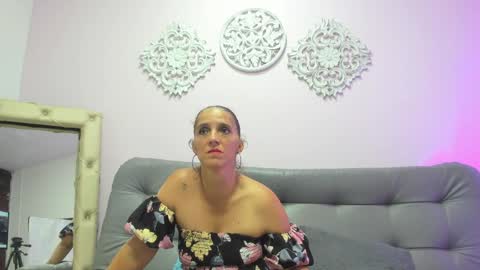Snapshot of lily_rose0 chatting on May 2026 09:30:02 PM lily_rose0 online show from May 2026 09:30:02 PM