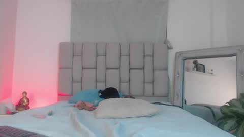 Snapshot of lily_rose0 chatting on May 2026 01:57:16 AM lily_rose0 online show from May 2026 01:57:16 AM