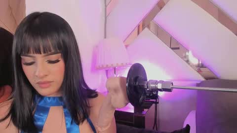 Snapshot of lily_stclair chatting on June 2026 04:14:02 AM . online show from June 2026 04:14:02 AM