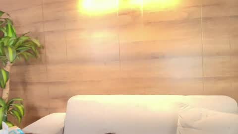 Snapshot of lily_waist chatting on April 2026 03:17:02 AM lily_waist online show from April 2026 03:17:02 AM